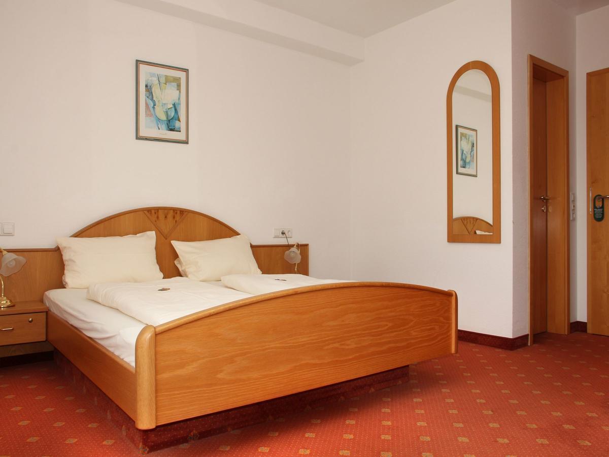 Gasthof Roessle Vogtsburg Ruang foto