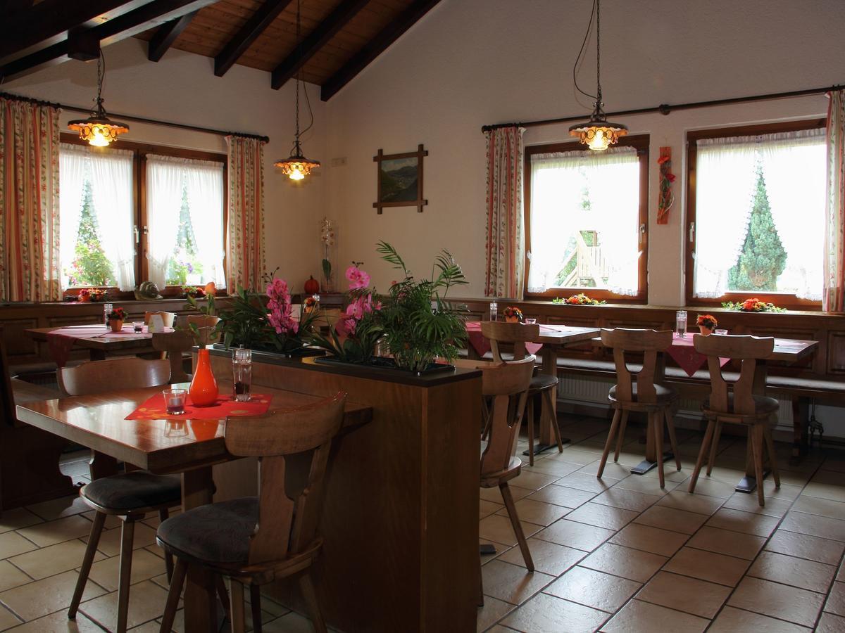 Gasthof Roessle Vogtsburg Bagian luar foto